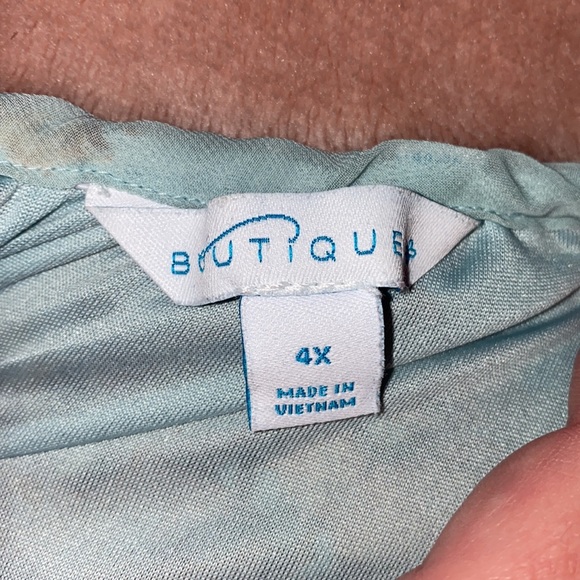 Boutique Off The Shoulder Blouse - Picture 5 of 6